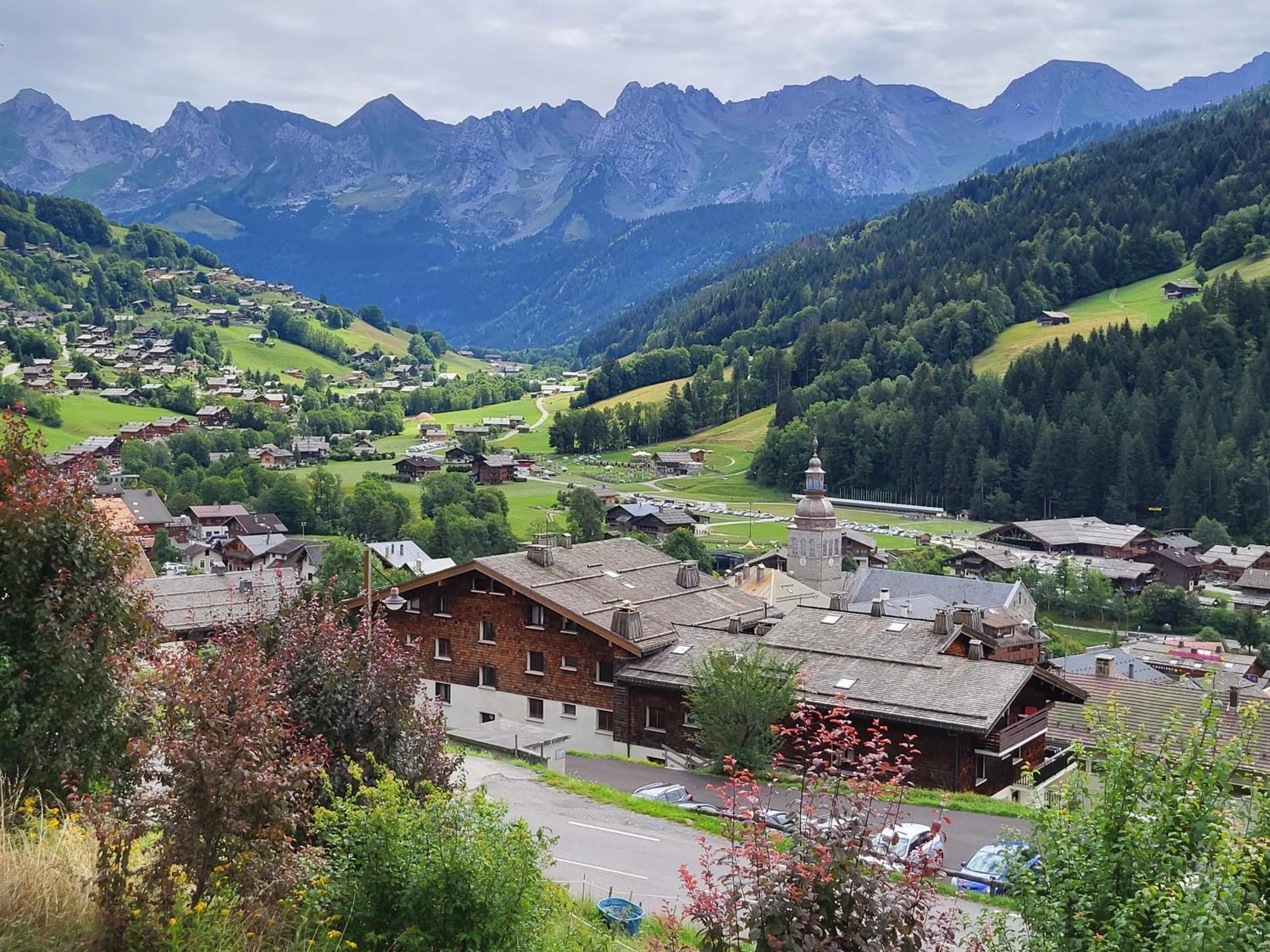 Appartement Cosy Face Aux Aravis Le Grand-Bornand Exteriör bild